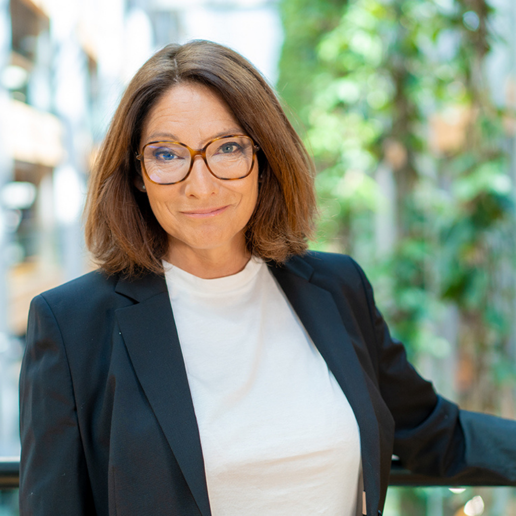 Pascale Piera, Députée Européenne, commissions Industrie, Recherche et Affaires juridiques