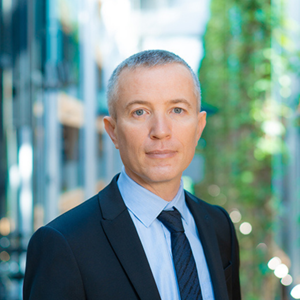 Pierre Pimpie, Député Européen, commission Affaires économiques et monétaires