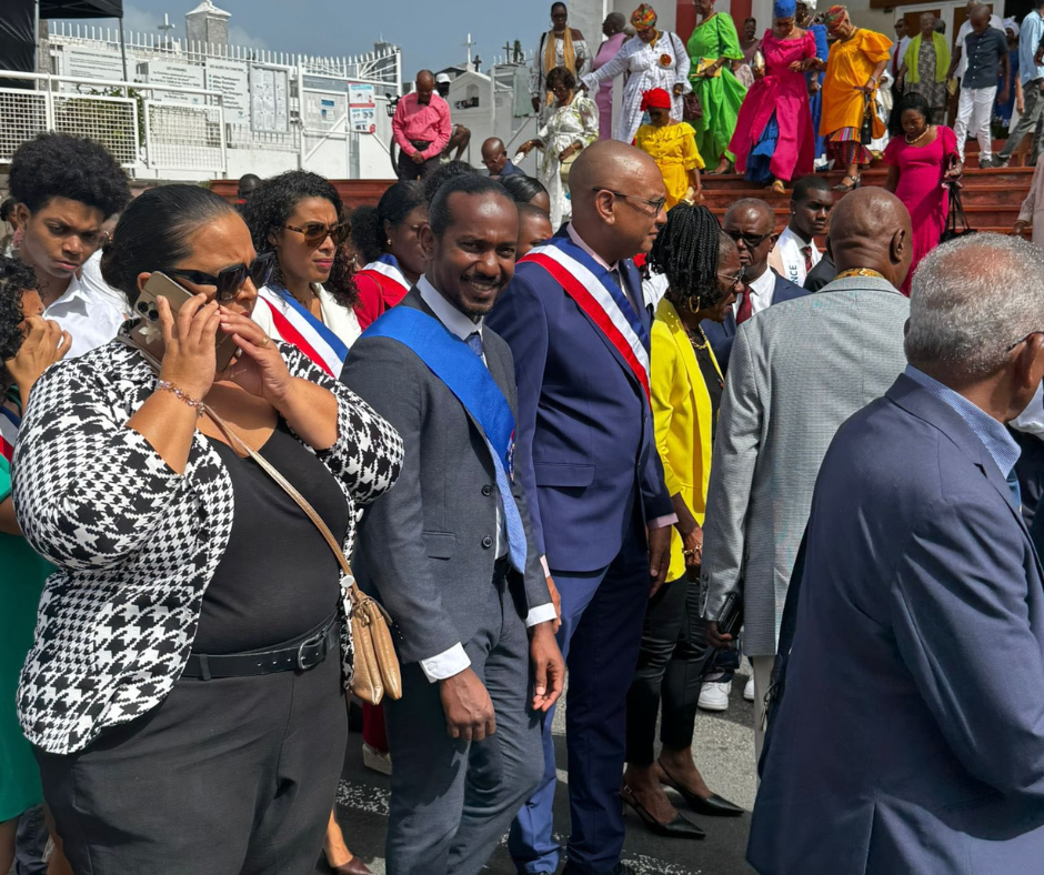 Rody TOLASSY rencontre les citoyens lors d'un événement en Guadeloupe